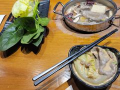 -呷哺呷哺(万达新世界店)