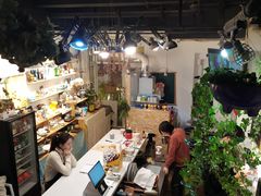 -84那年咖啡馆(李沧万达店)