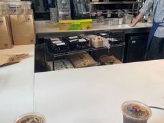 -瑞幸咖啡(前海卓越时代广场店)