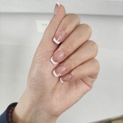 -小黑瓶美甲美睫