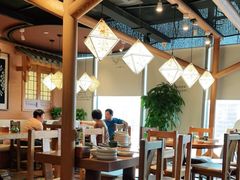 大堂-云海肴·汽锅鸡·云南菜(天山百盛优客店)