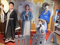 -谜语人真人演绎沉浸式密室实景游戏剧场