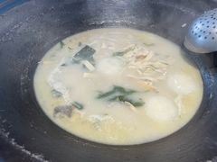 -陈大锅·岳阳鱼馆·地道岳阳菜(美食街店)