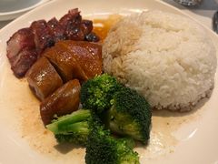 -港丽餐厅(高德置地店)