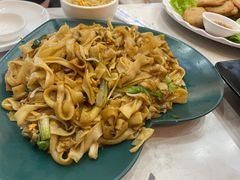 -覃记海鲜美食餐厅