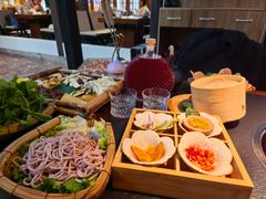 -菌自由丨野生菌火锅特色庭院餐厅(丽江古城店)