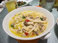 -新天明砂锅鱼头煲