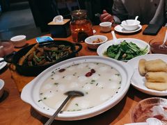 -鑫小城故事·藕汤·家常菜(台北一路总店)
