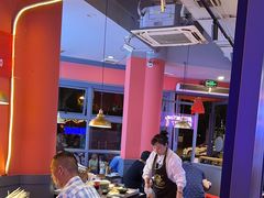 -钢管厂五区小郡肝串串香(滨江店)