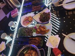 -星璨火吧KTV聚会餐厅(丰庆路店)