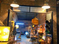 -席娜卡琳火车铁道夜市