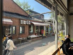 -VOYAGE COFFEE 咖啡烘焙工坊店(798艺术区店)