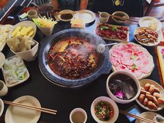 -川东坝子火锅(宝龙店)