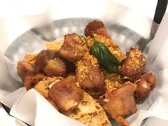 -港丽餐厅(高德置地店)