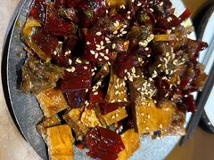 -三叔特色自贡菜(中海国际店)