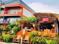-Jungle Kitchen