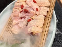 -得意咚瓜·顺德鱼生·冬瓜火锅(深圳首店)