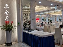 自助取餐区-广州酒家(昌岗地铁站店)