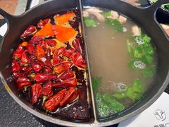 -盡膳口福跷脚牛肉火锅(晶耀前滩店)