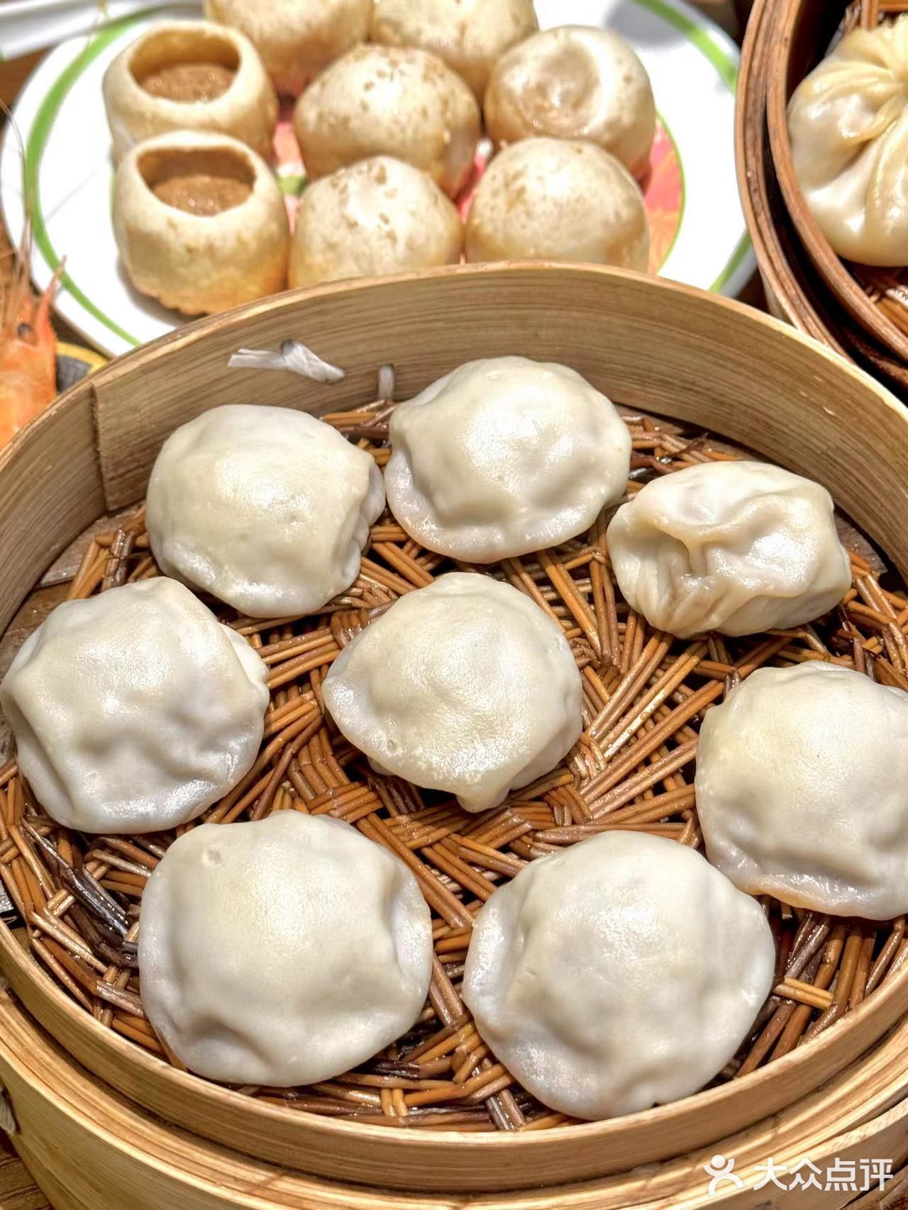 一碗馄饨一客汤包、鲜🉐了！