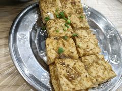 -江城燕子大排档(江汉路步行街店)