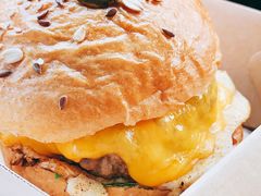 -HIGH FIVE哈福手工汉堡(桂林路店)