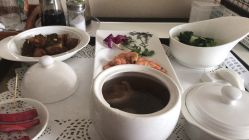 -尚圣月子会所·庄园式月子中心(萧山湘湖店)