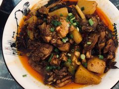 黄焖鸡-海韵人家.海景花园经典云南菜(双廊店)