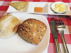 餐前面包-卡本妮法餐厅·北京和平宾馆