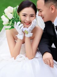 -金夫人婚纱摄影