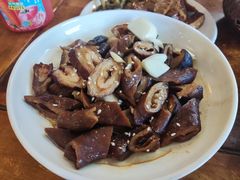 -老鼎万春卤菜(五代传承创始老店)