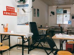 大堂-聂师傅油焖大虾