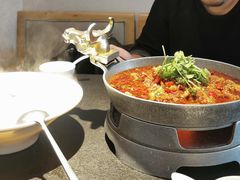 -万重锦·人文川菜馆(骡马市店)