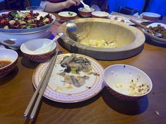 -滇香肴·云南菜蒸汽石锅鱼(云南北路店)