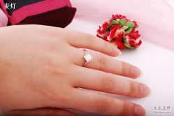 -威德钻石-克拉钻大本营(南京东路店)