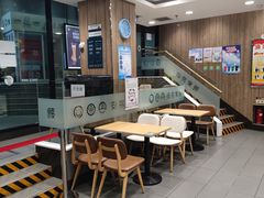 用餐区-魏家餐饮(朗香街店)