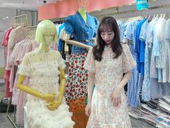 -广州白马服装市场