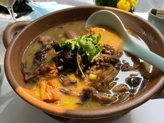 小鸡炖榛蘑-止观小馆·辽河口渔家菜(王府井店)