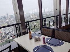 -古井假日酒店金桂冠旋转自助餐厅(长江东路店)