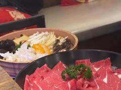 -尚尚仙·酸汤猪手·猪肚鸡火锅(华联万柳购物中心店)