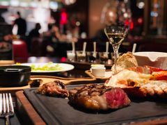 -恰餐厅及酒吧 CHAR Bar & Grill (北京丽都皇冠假日店)