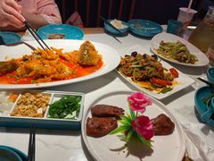 -荷塘秋月·本帮江浙菜(国权路店)