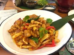 辣酱膏炒牛蛙-苏梅花园(群星城店)