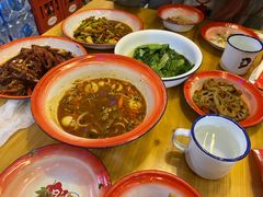 -老三样·美食研究中心(世贸路店)