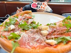 -WOLFGANG PUCK KITCHEN & BAR(迪士尼小镇店)