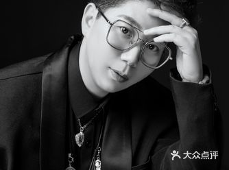儿童摄影引导老师如何引导？