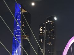 -南京眼步行桥