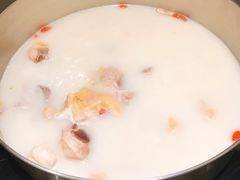 猪肚鸡火锅-捞王锅物料理(上海世茂广场店)