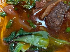-金杨拉面王小吃面馆·牛三宝面·红烧牛肉粉