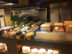 自助取餐区-佛山皇冠假日酒店-西餐厅